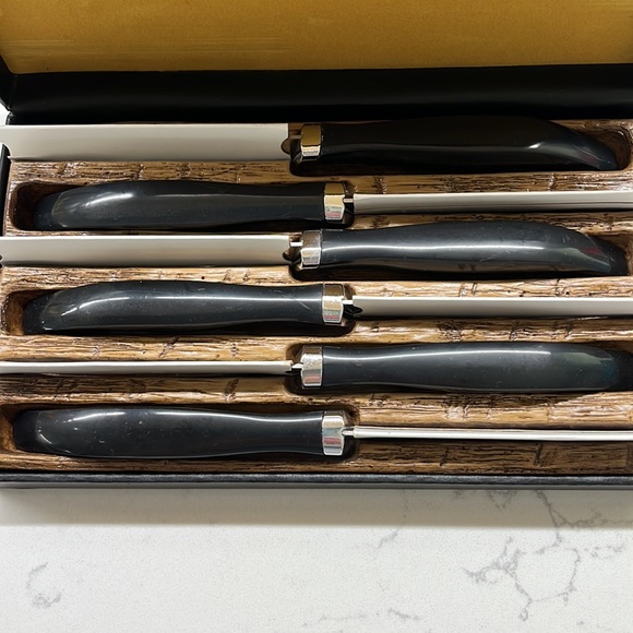 Vintage Knife Set - Picture 2 of 5